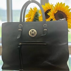 Metrocity Black Leather Tote with Gold hardware. EUC